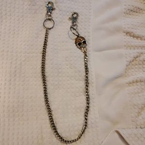 Skull Chain